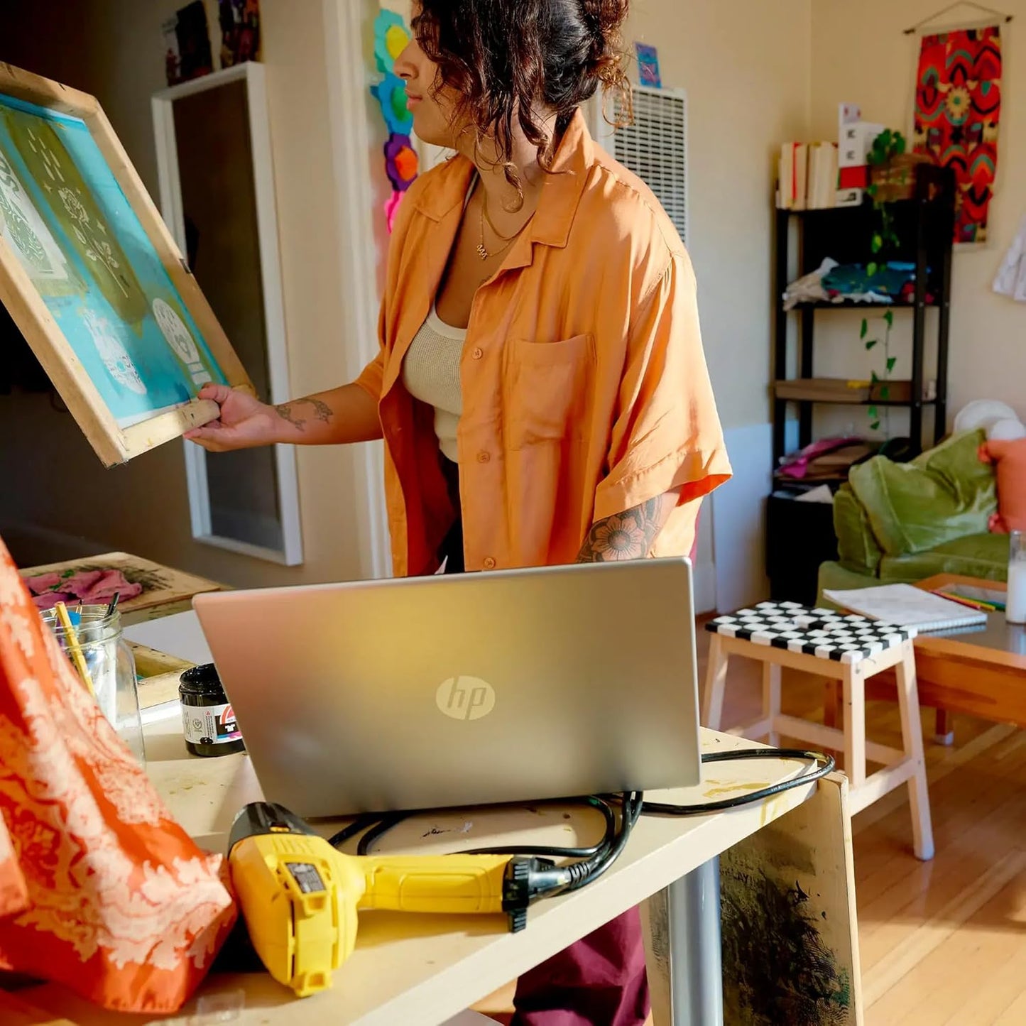 15.6" Touchscreen Laptop – Intel i5-1235U, 10-Core, 8GB RAM, 512GB SSD, Windows 11 Home, Wi-Fi 6, Bluetooth – Natural Silver + TWE Accessories